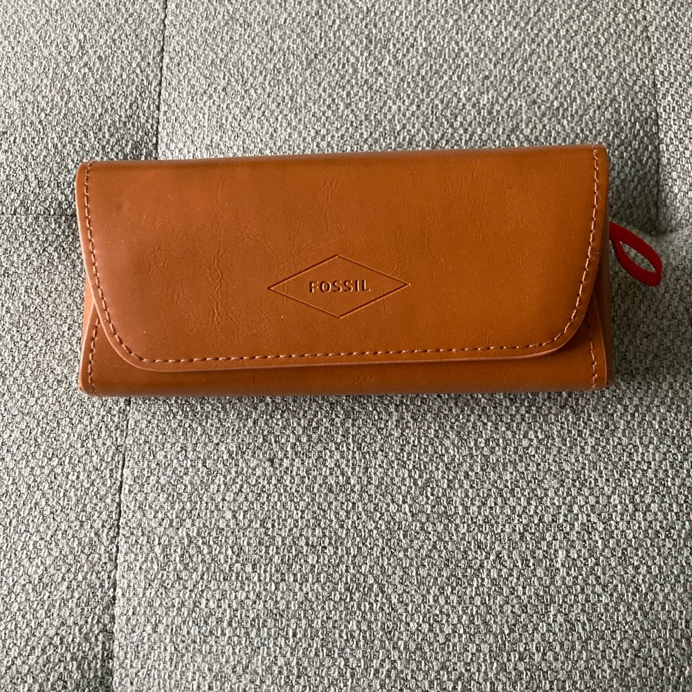 Fossil Caramel Leather Sunglasses Case NWOT